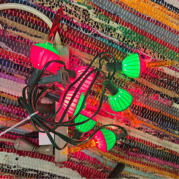 Vintage Christmas Bubble Lights Set 7 with cord - works red green holiday - Picture 2 of 4